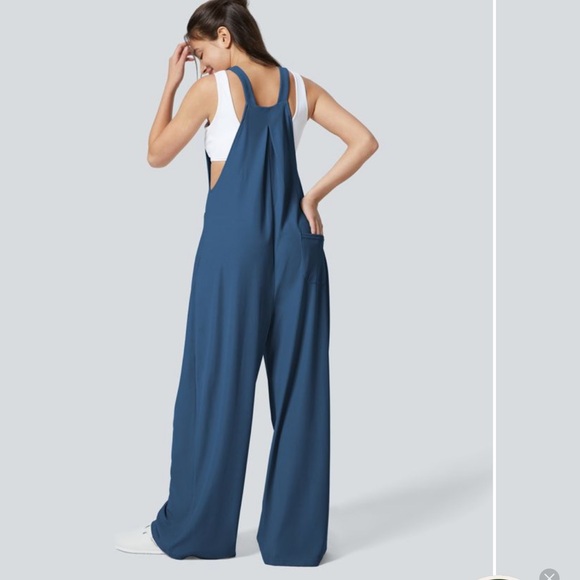 Reserved
Halara Blue wide leg Overalls jumpsuit Adjustable Strap Button - Picture 6 of 10